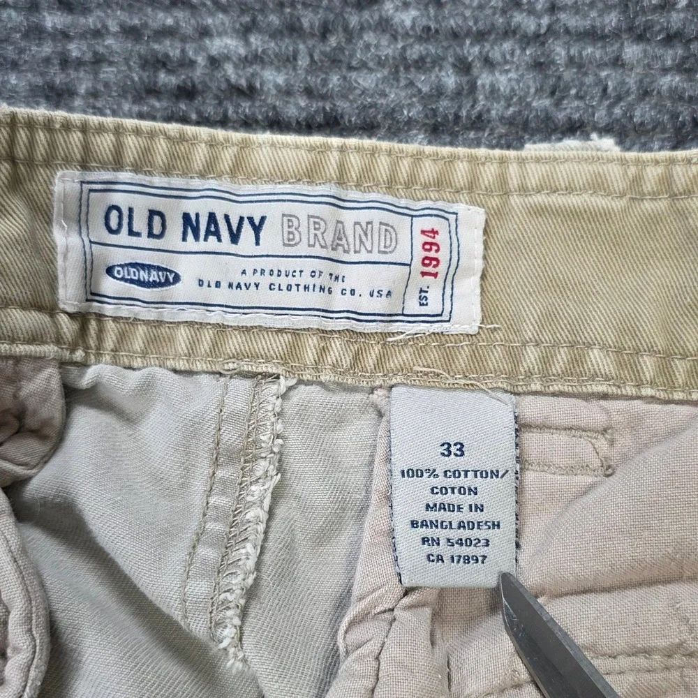Old Navy Khaki Cargo Shorts Men's Size 33 Tan Cotton‎ Twill Relaxed Fit Utility